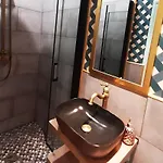 Anna In Republique * 파리