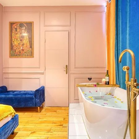Anna In Republique Apartment Paris