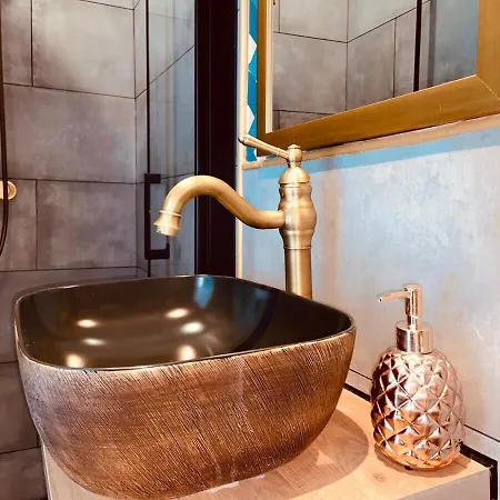 アパート Anna In Republique パリ