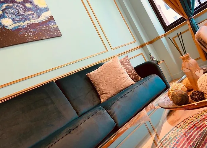 Anna In Republique * Párizs